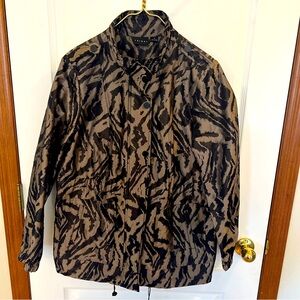 Tribal Like NEW! Ladies 12 Black & Gold Bold Patterned Windbreaker